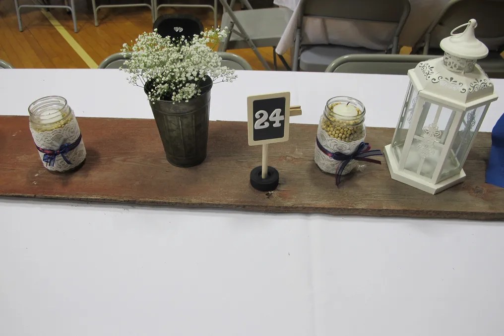 R. E. Franks Meeting Center #12