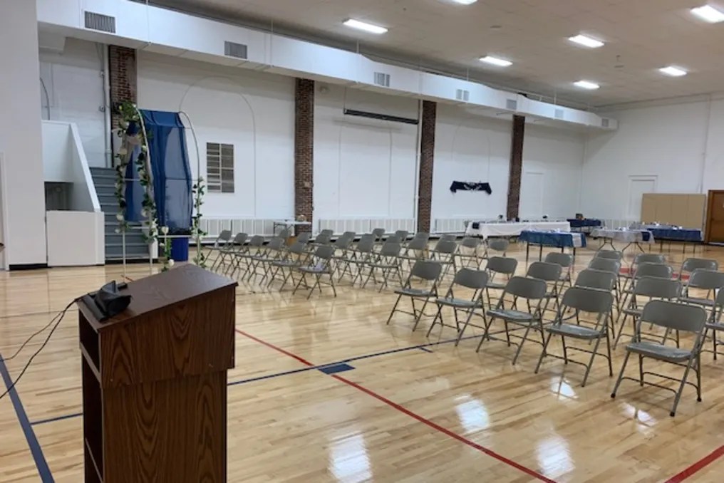 R. E. Franks Meeting Center #16