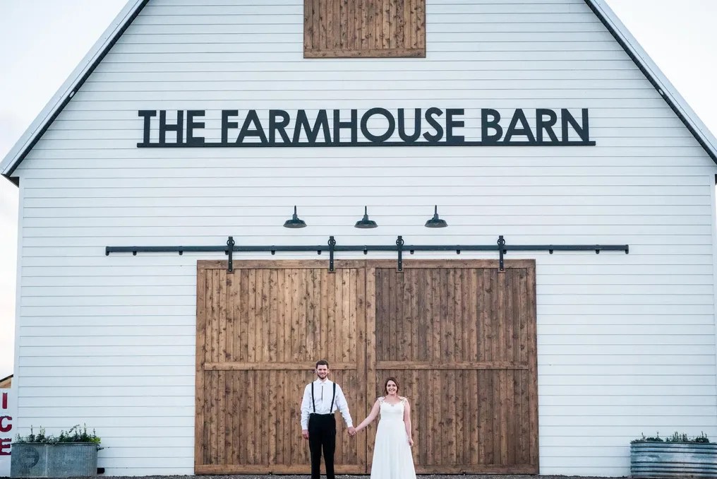 The Farmhouse Barn #36