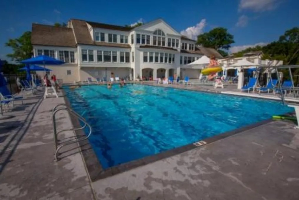 White Bear Yacht Club #11