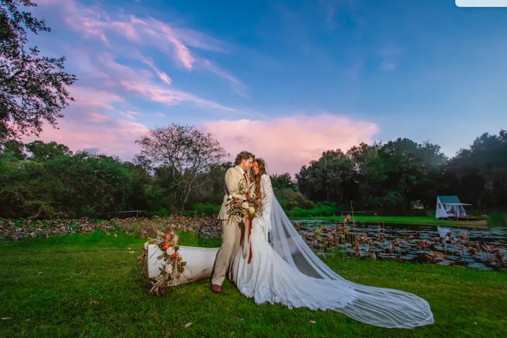 Enchanted Oaks Farm & Lakehouse #2