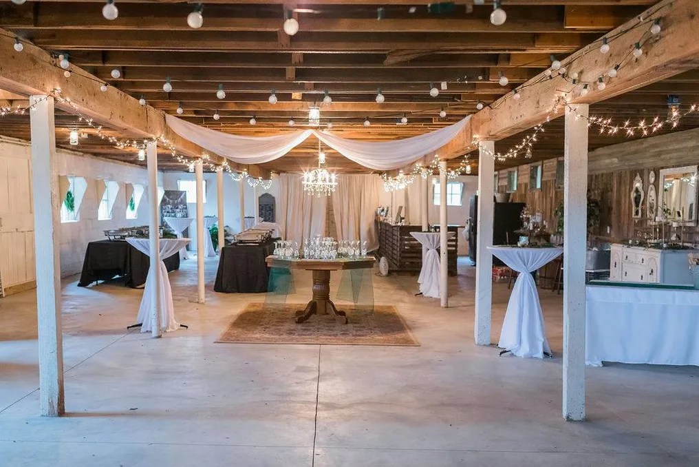 Howling Moon Weddings & Events #14