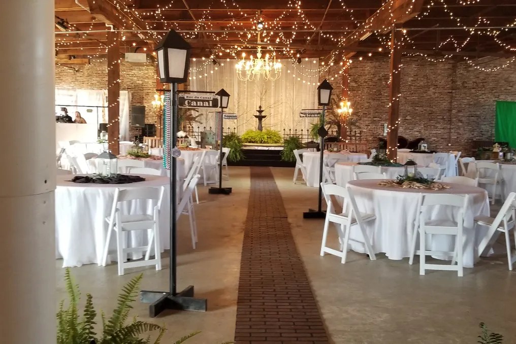 The Eclectic Warehouse #19