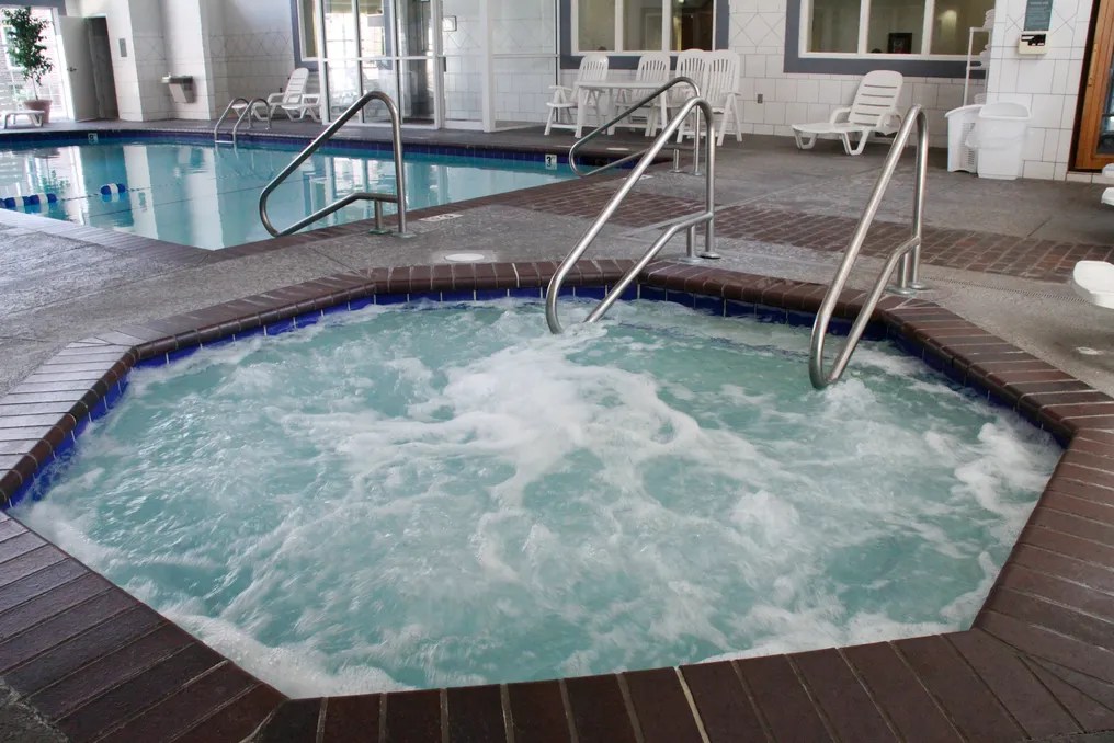 Baymont Inn & Suites DSM Airport Conference Center #2