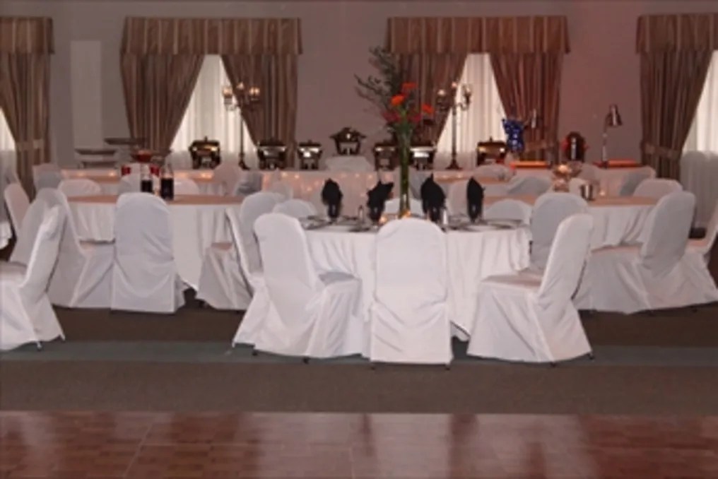 Baymont Inn & Suites DSM Airport Conference Center #4
