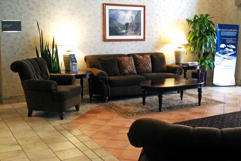 Baymont Inn & Suites DSM Airport Conference Center #10