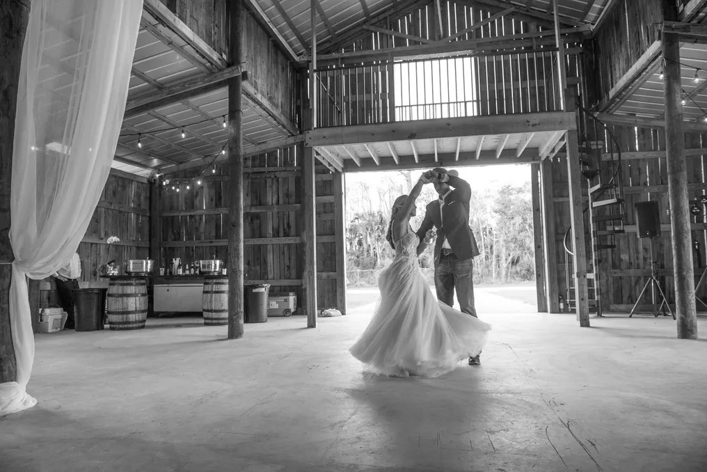 Misty Morning Barn @ Clutch Farms #5