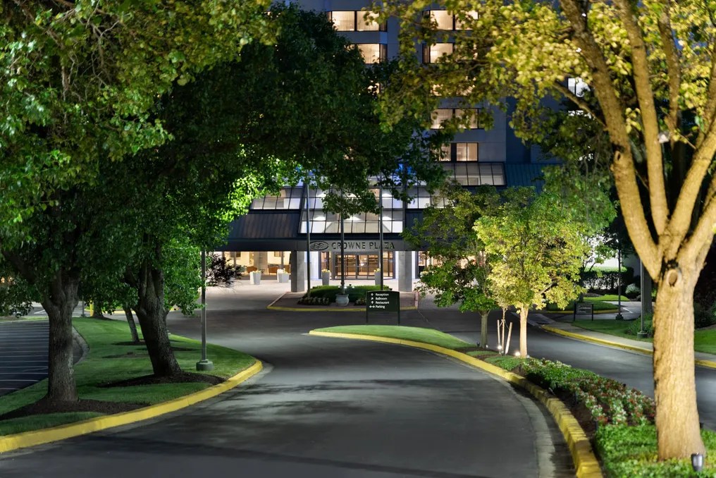 Crowne Plaza College Park #11