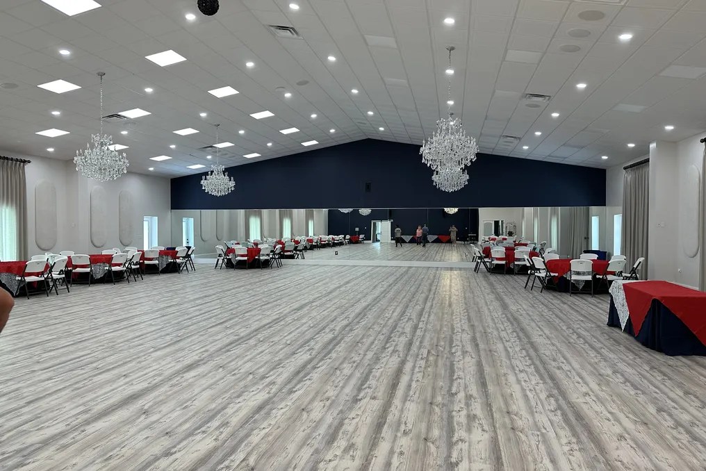 Ballroom On The Lake #12