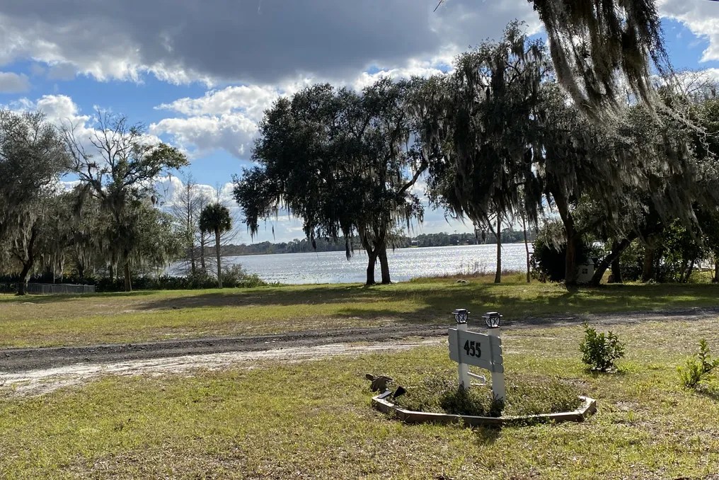 Ballroom On The Lake #14