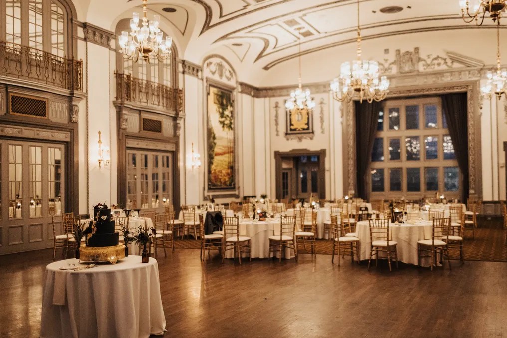 DoubleTree by Hilton -The Tudor Arms Hotel #7