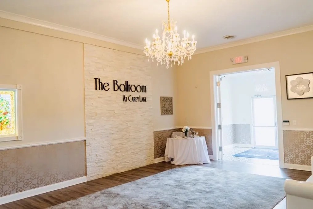 The Ballroom at Carey Lake #8