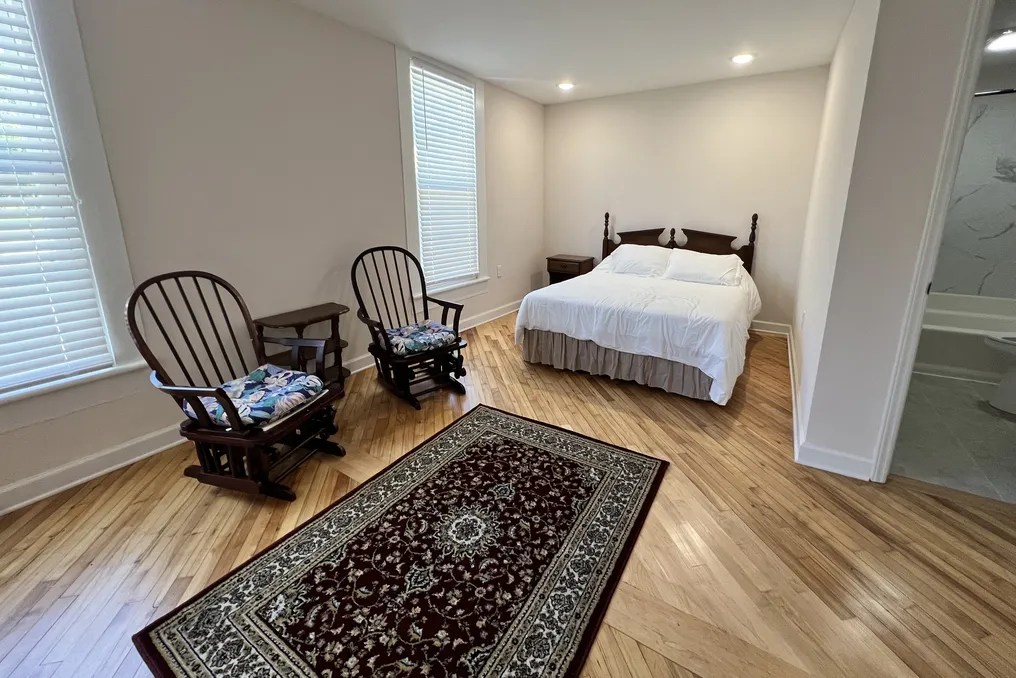 The Washington Inn #10