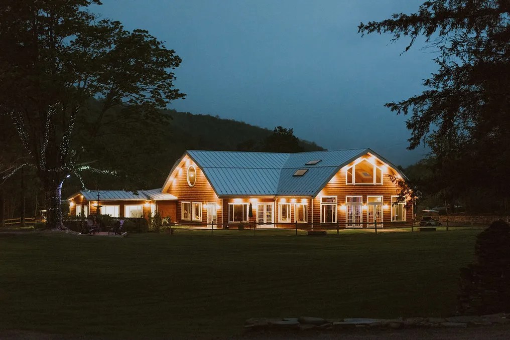 Full Moon Resort #23