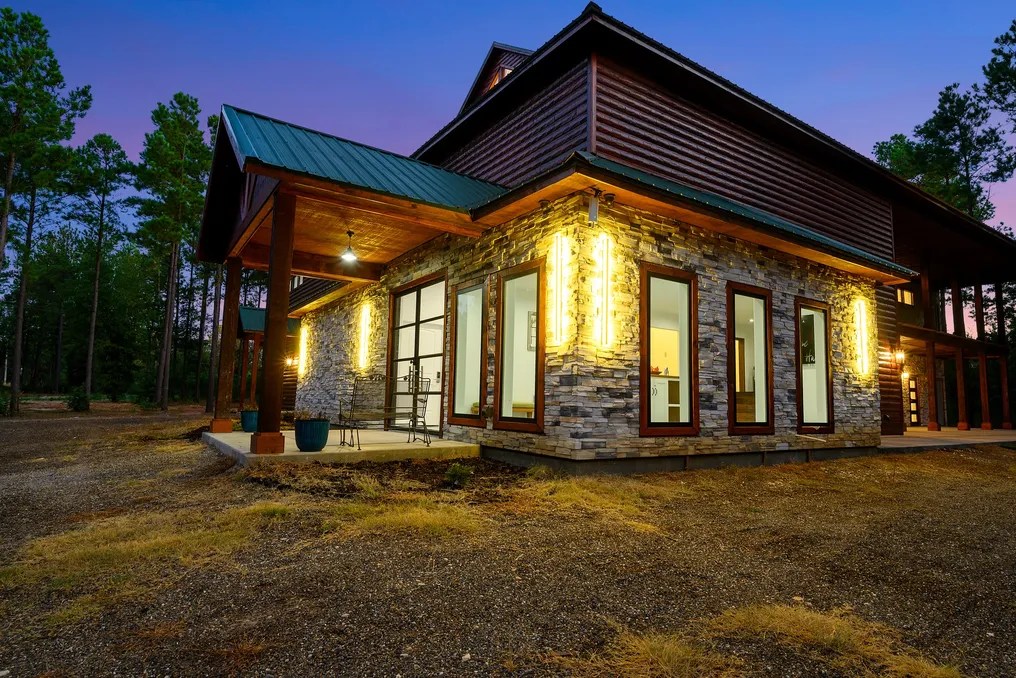 Rustic Rose Hall #13