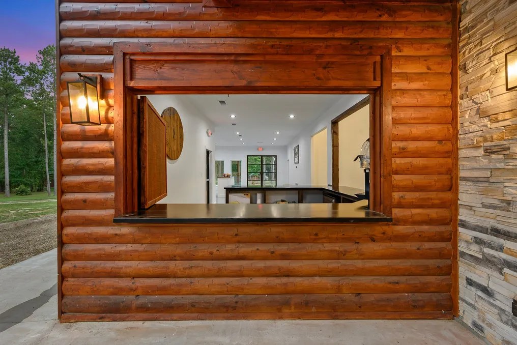 Rustic Rose Hall #16
