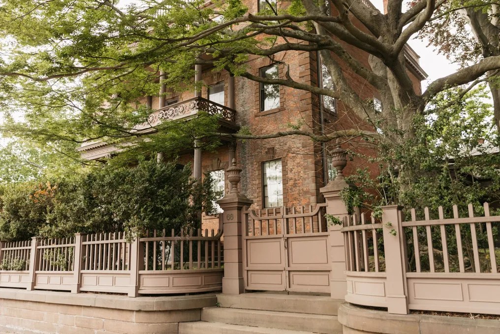 Corliss-Carrington House #1