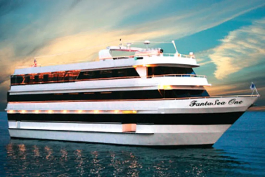 FantaSea Yachts & Yacht Club #8