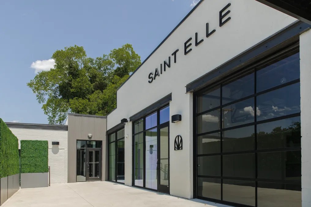 Saint Elle #14