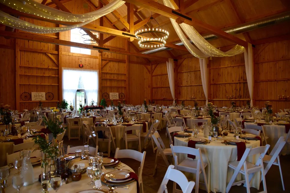 Fortune Valley Manor - Barn Venue #111