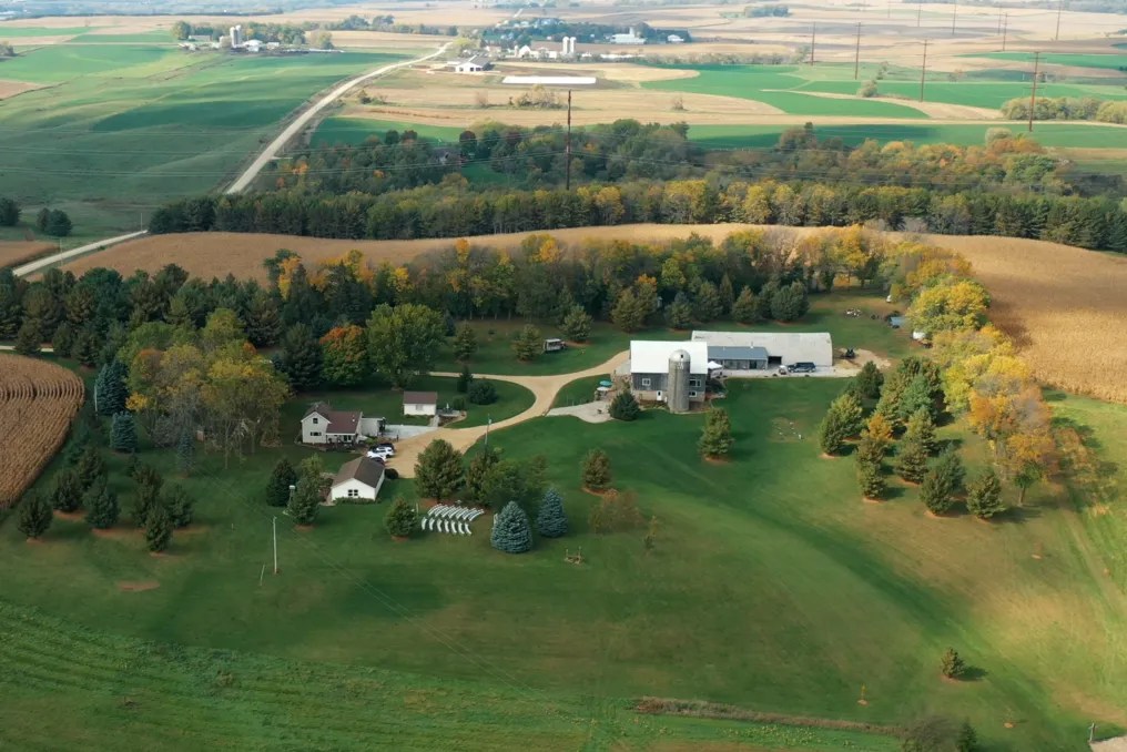 Pond View Barn #5