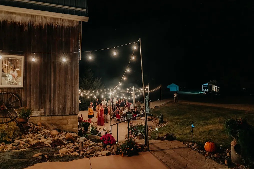 Pond View Barn #16