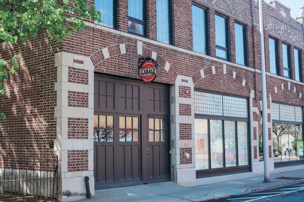 Senate Garage #28