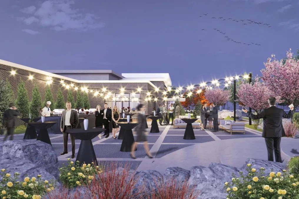 Holiday Inn & Suites - Bien Venu Event Center #10