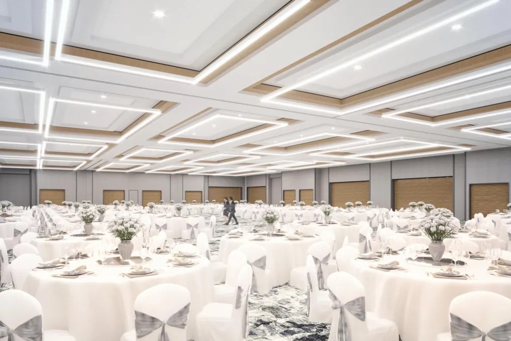 Holiday Inn & Suites - Bien Venu Event Center #14