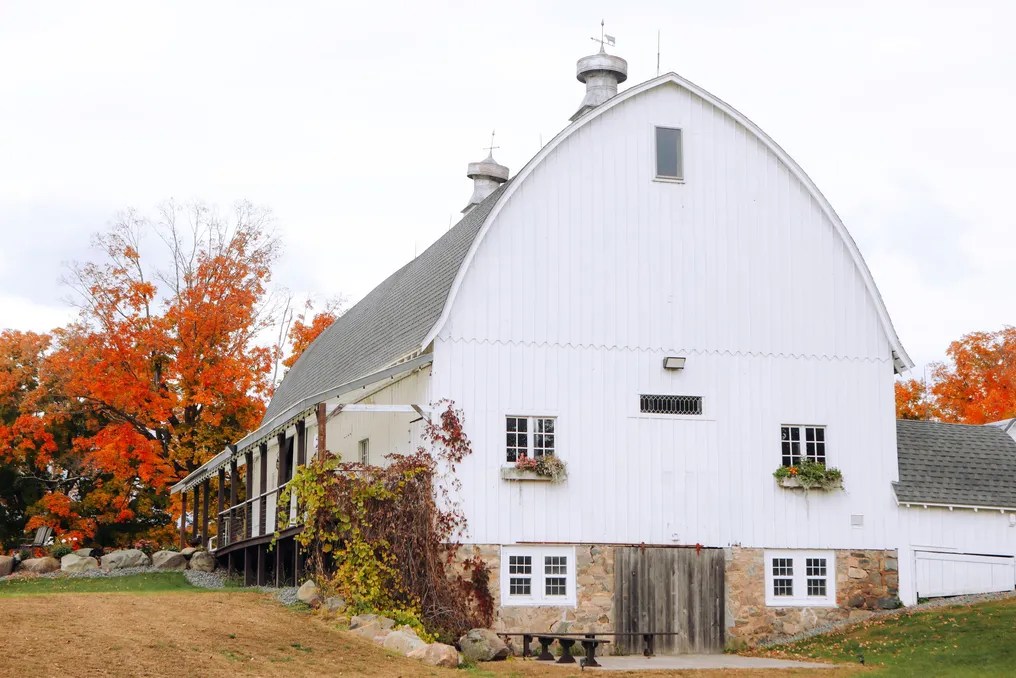 Maple Ridge Farm - Barn Venue! #31