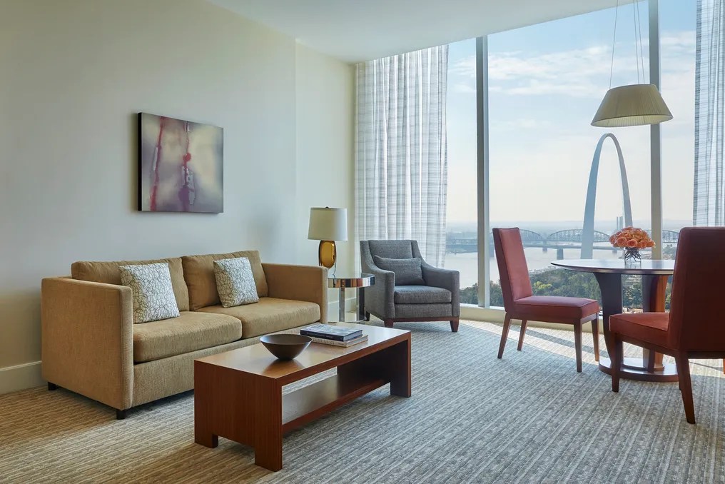 Four Seasons Hotel St.Louis #57