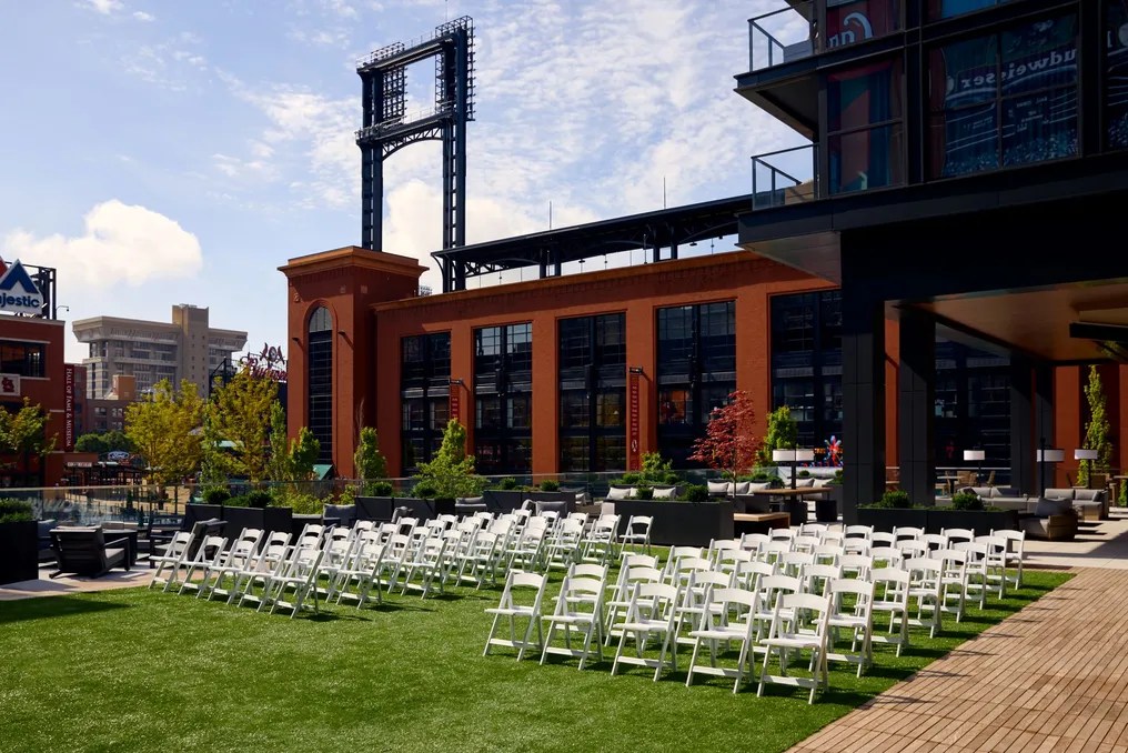 Live! by Loews St. Louis #23