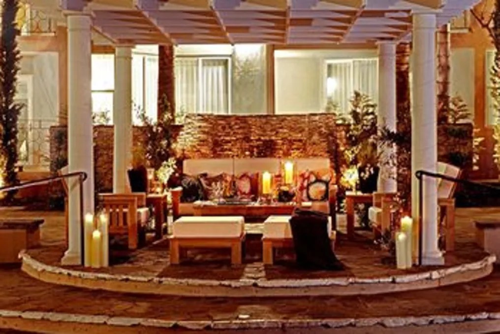 The Belamar Tapestry Collection by Hilton #26