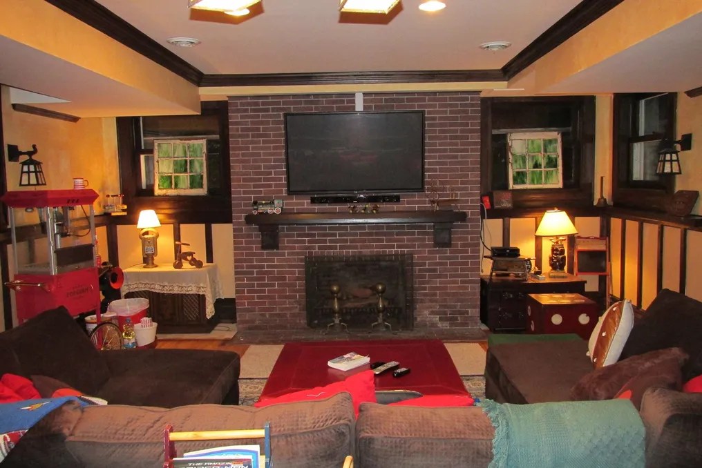 Castino Lakeview Mansion #4