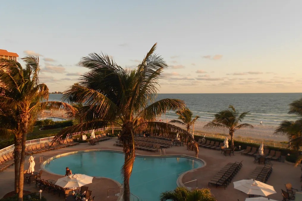 Lido Beach Resort #2
