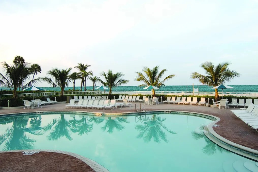 Lido Beach Resort #5