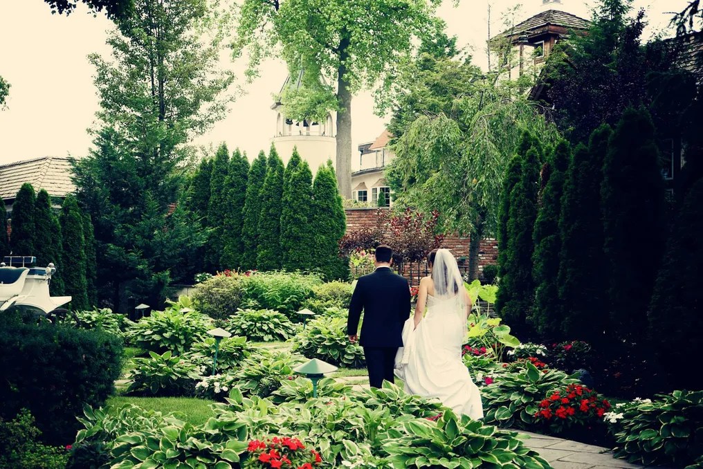 Fox Hollow Catering, Hotel & Restaurant #9