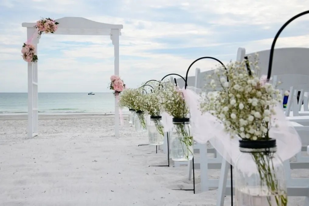 DoubleTree Beach Resort by Hilton Tampa Bay-North Redin #1