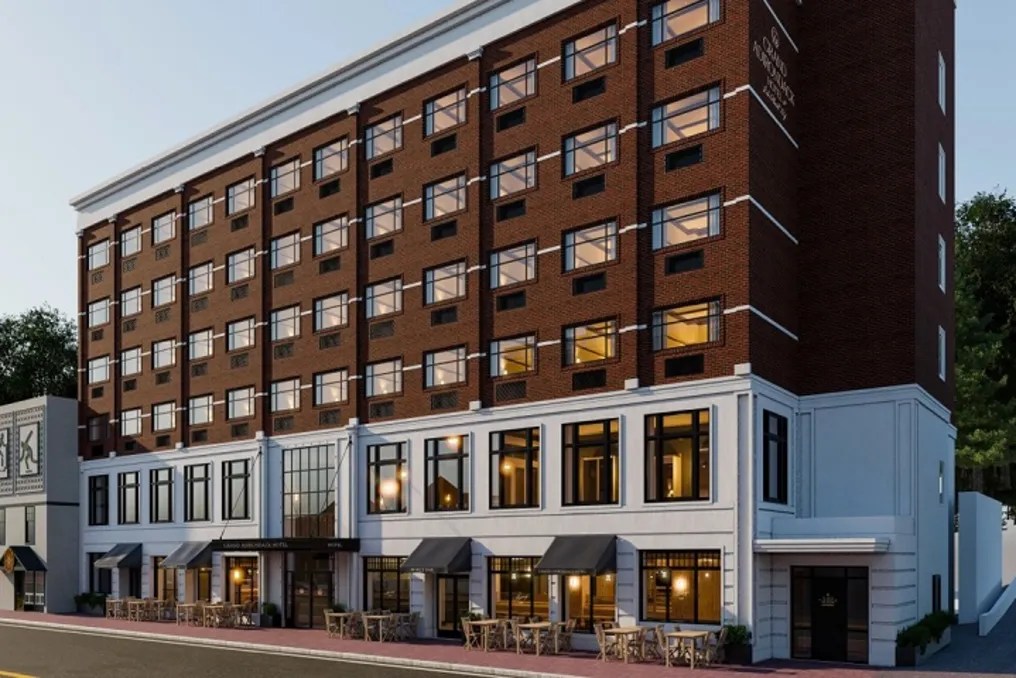 Grand Adirondack Hotel #4