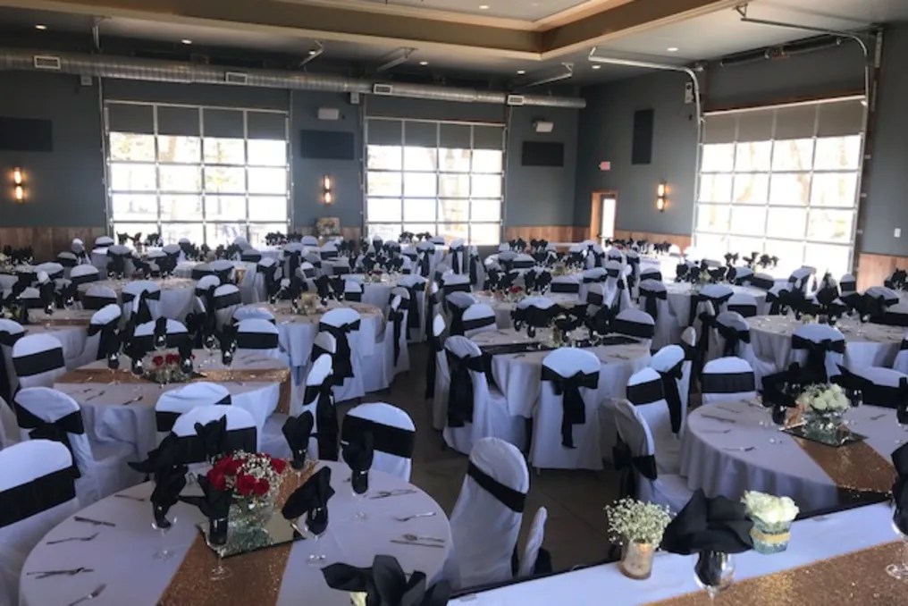 Round Lake Vineyards & Winery #9