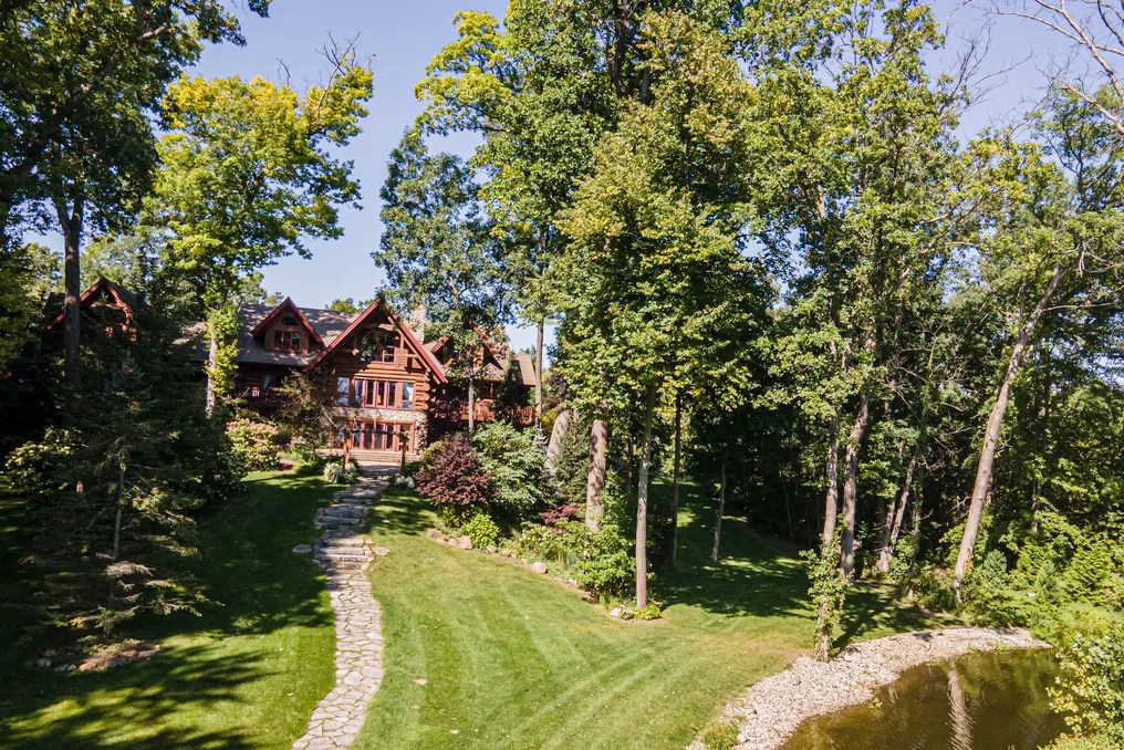 Strawberry Lake Lodge #24