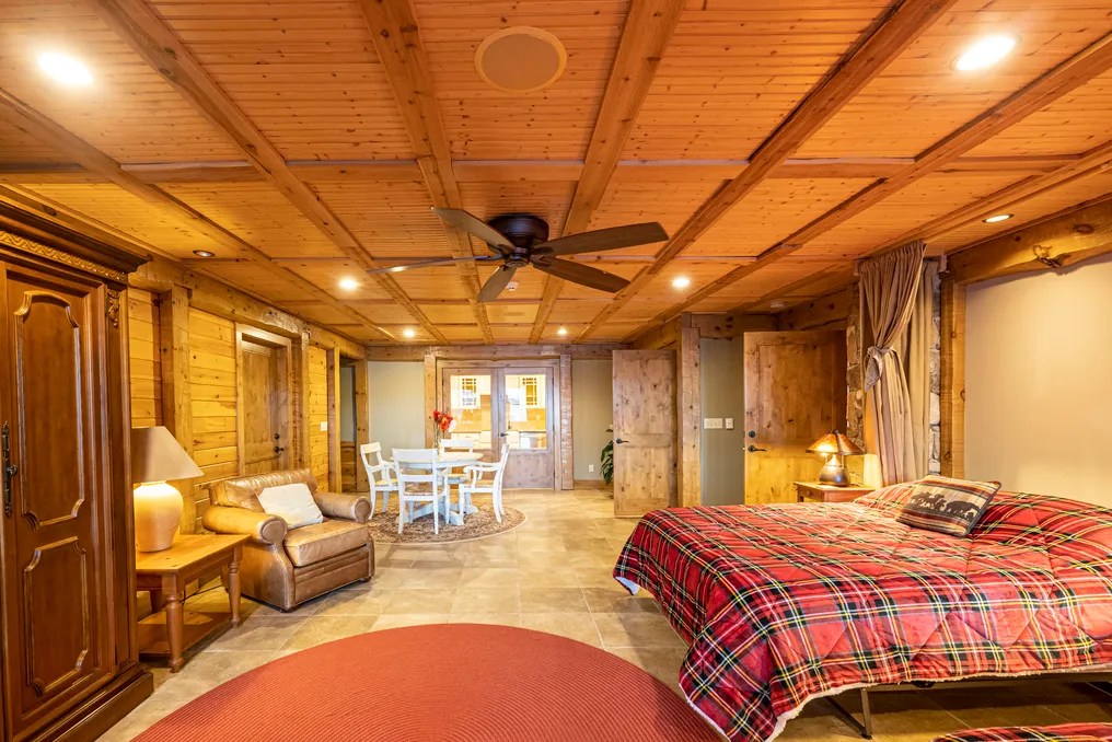 Strawberry Lake Lodge #40
