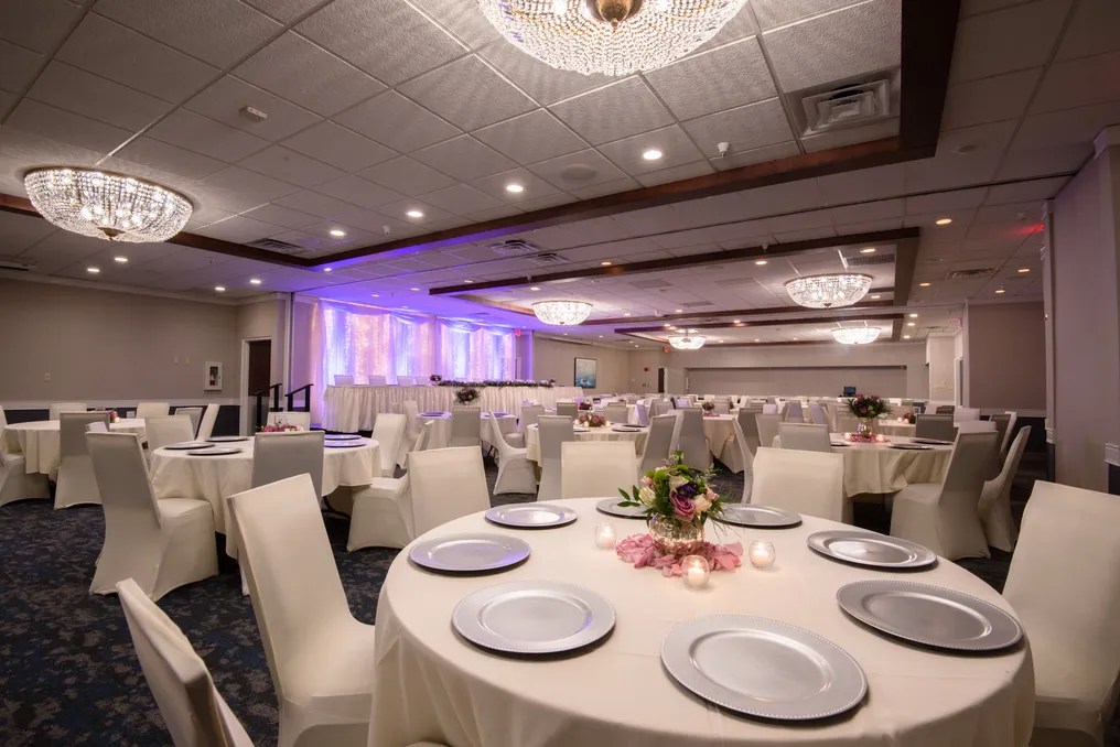 Best Western Plus Dubuque Hotel & Conference Center #9