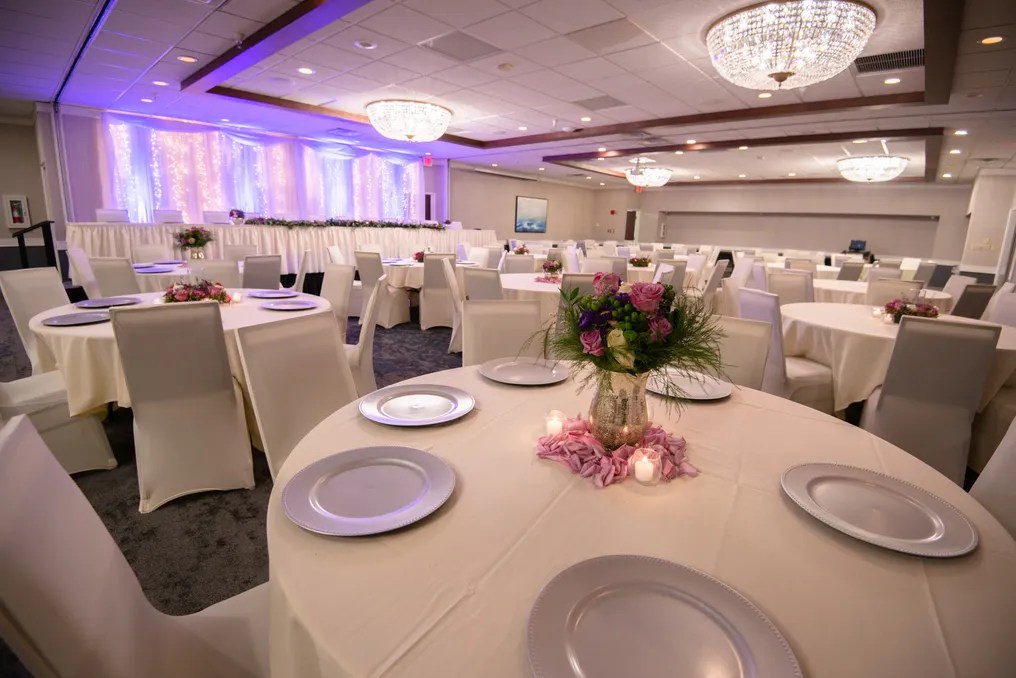 Best Western Plus Dubuque Hotel & Conference Center #16