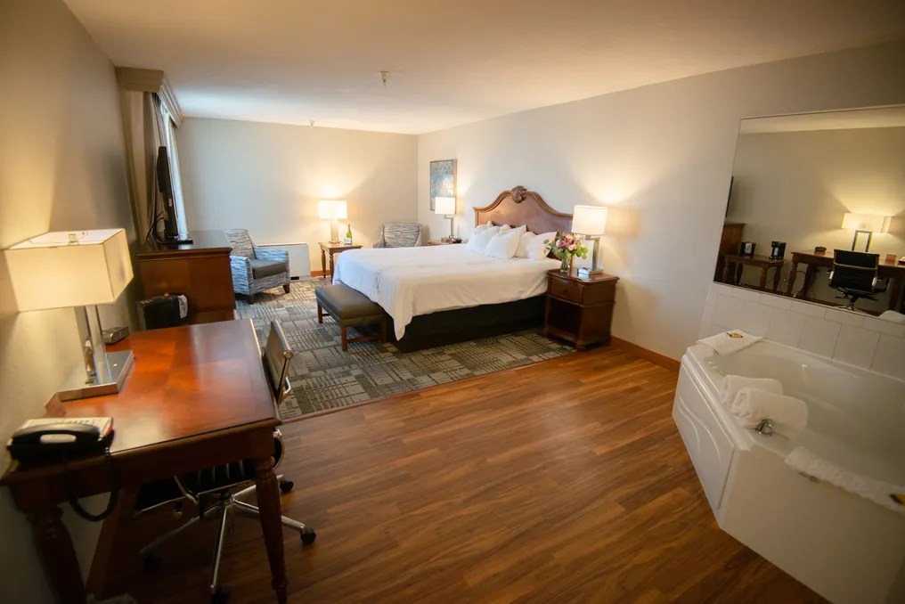 Best Western Plus Dubuque Hotel & Conference Center #20