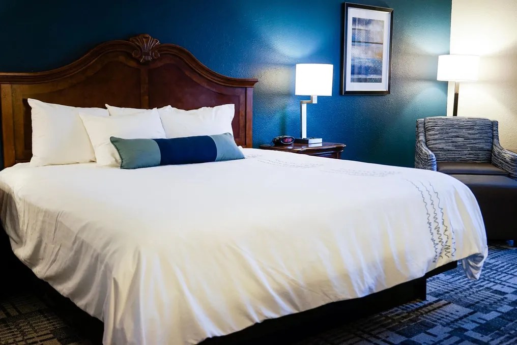 Best Western Plus Dubuque Hotel & Conference Center #31