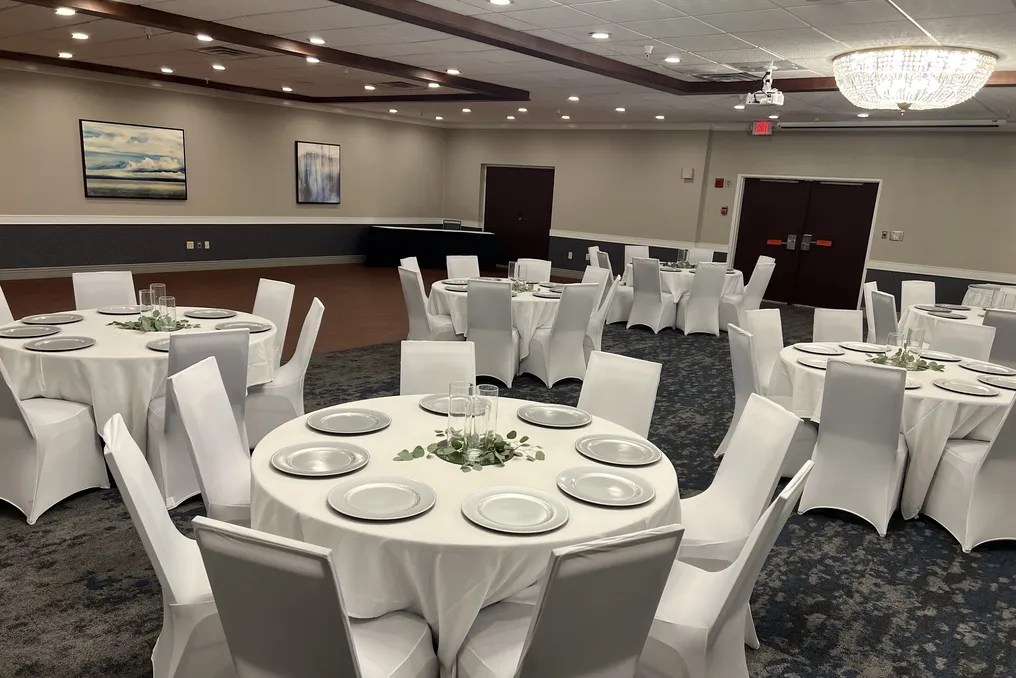 Best Western Plus Dubuque Hotel & Conference Center #62