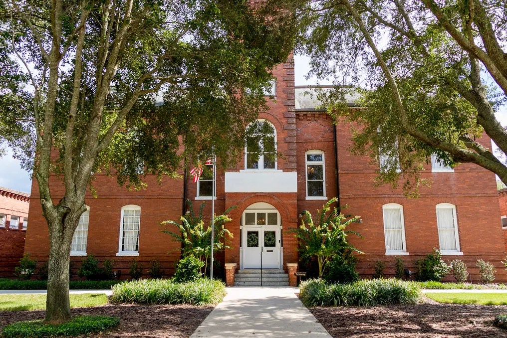 Historic Venue 1902 #18