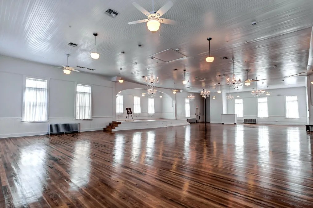 Historic Venue 1902 #51