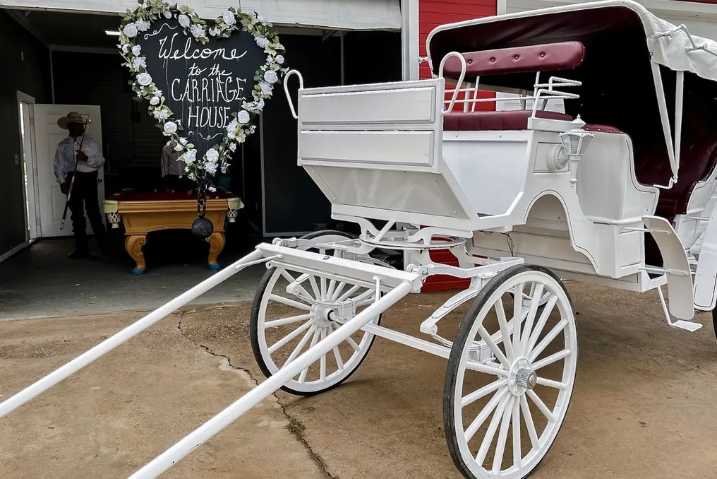 The Carriage House #9